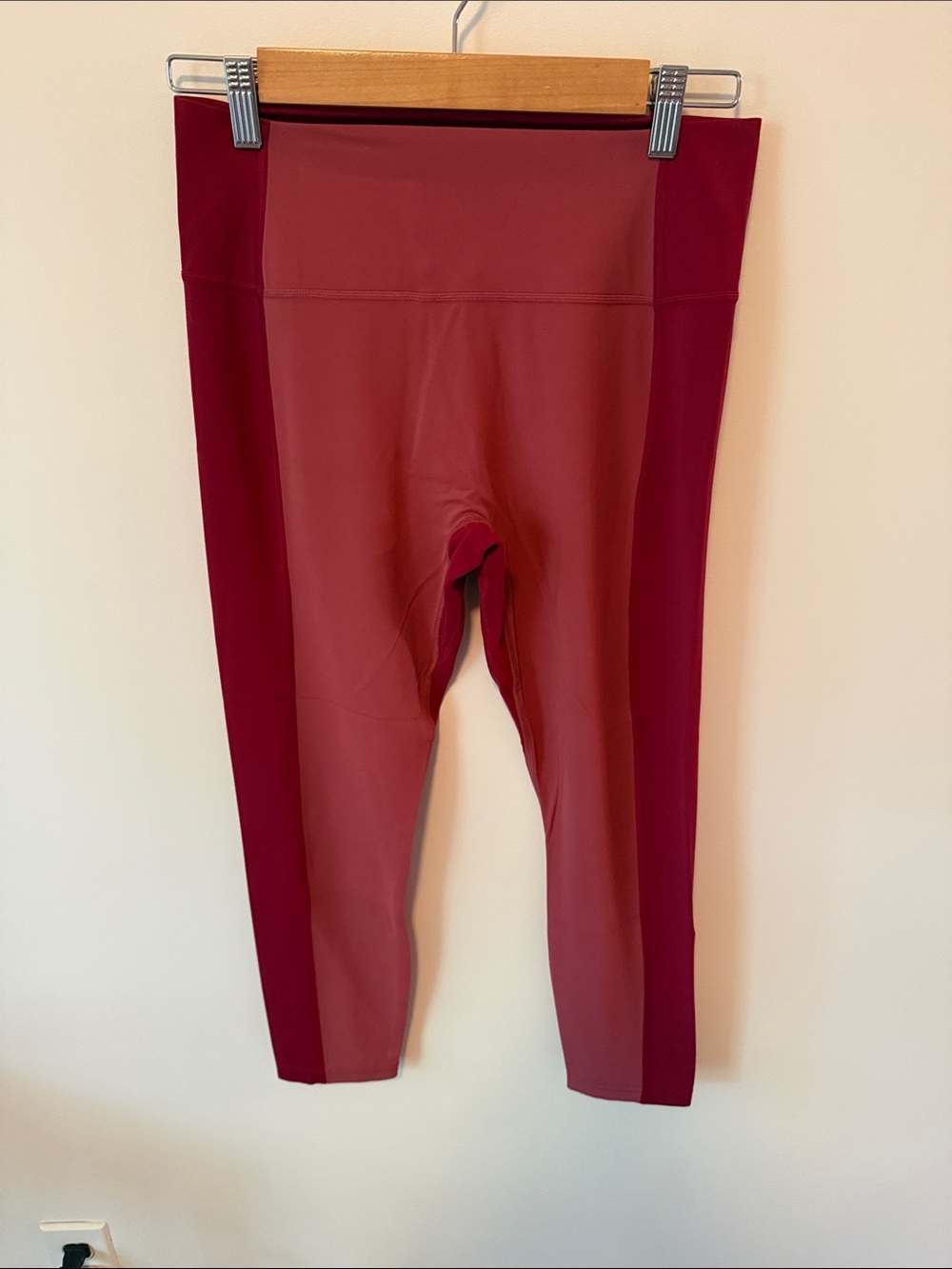 Athleta Transcend ColorBlock 7/8